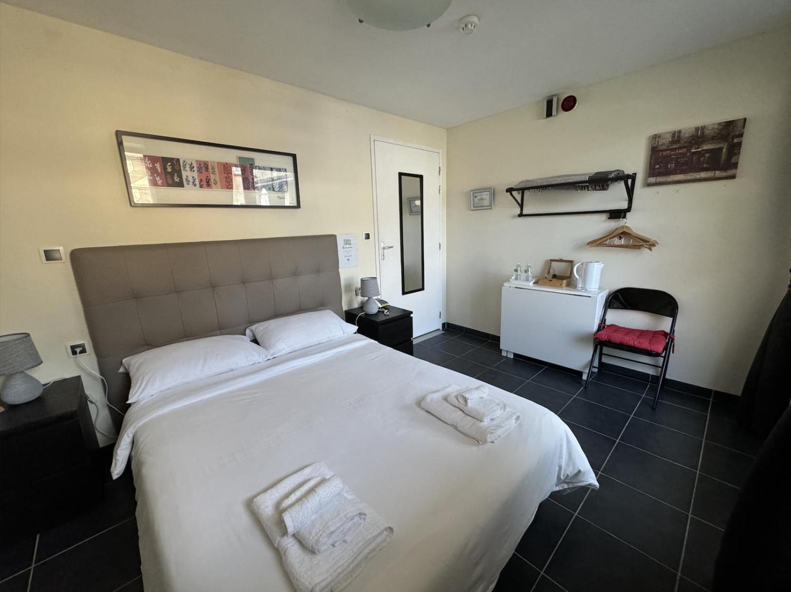 Hotel De France Et De Russie Thiviers Ngoại thất bức ảnh